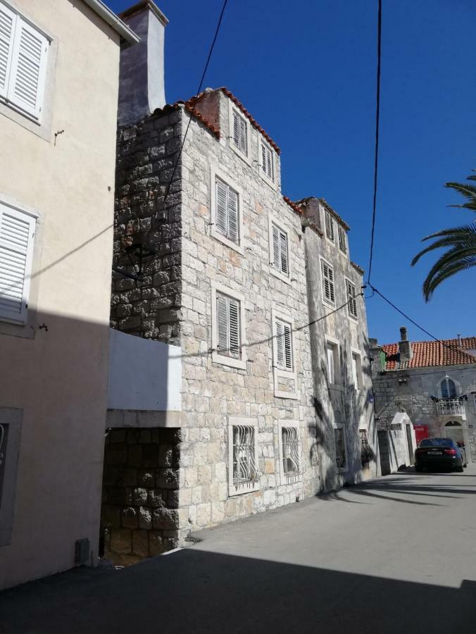 Geta Orebić Esterno foto